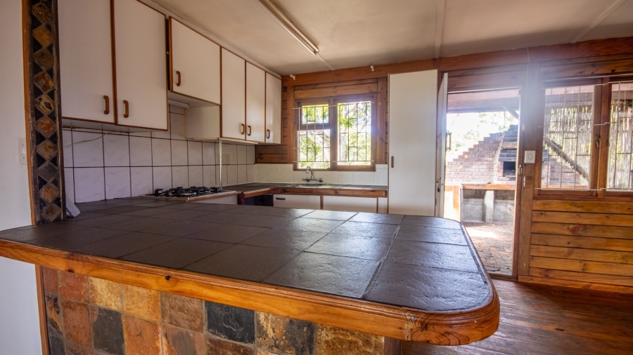 4 Bedroom Property for Sale in Sedgehill Western Cape